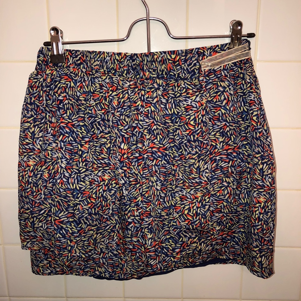 BCBG | high waisted mini skirt